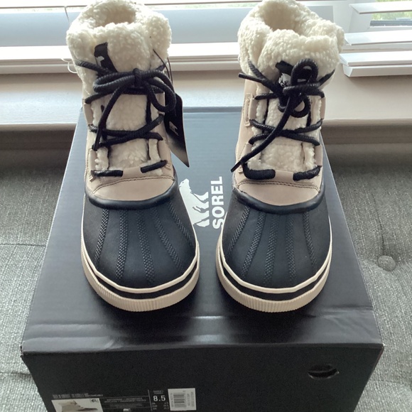 Sorel Women's Out N About IV Chillz Waterproof Booties, size 8.5 - Picture 10 of 11